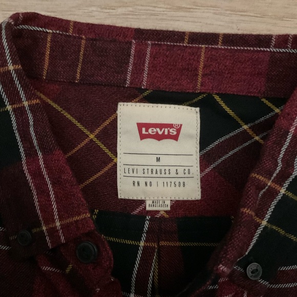 Levi’s Flannel Shirt - Picture 3 of 3